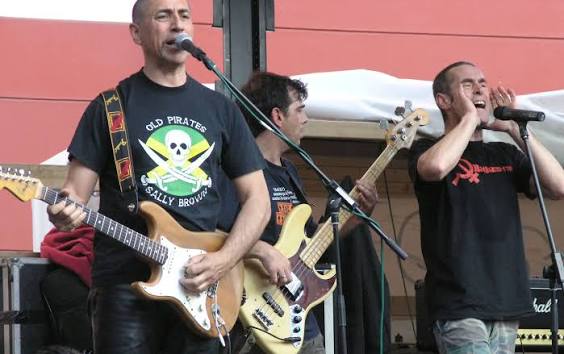 [Video] Réplica Comunista entrevista a David Cachione, integrante de Banda Bassotti