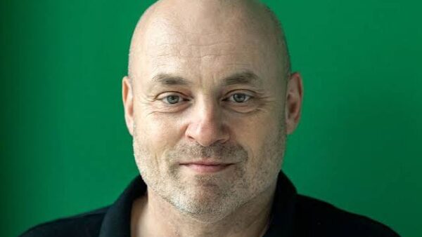 Michel Desmurget: “El consumo digital exacerbado devora todo lo emocional y lo cognitivo de nuestra humanidad”