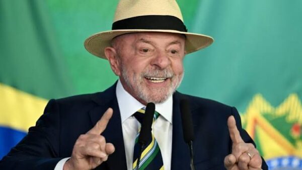 BRASIL.- Sobre demonios y violetas: el circo electoral, el caso Moraes y la recomposición de la tutela militar.
