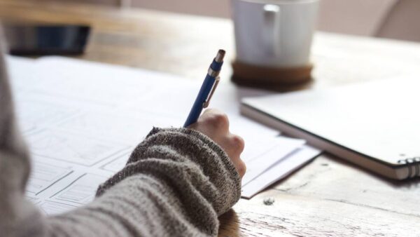 Los beneficios de volver a escribir a mano: una excelente “gimnasia mental”